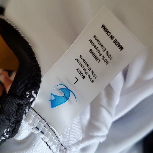 Leopard One Piece - Picture 5 of 6